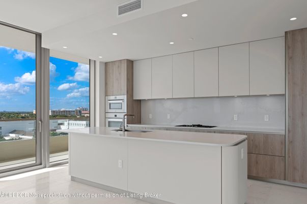 Interior, Kitchen, Recessed Lighting, Water