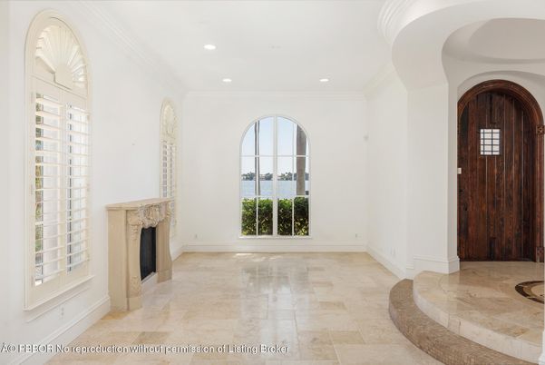 Empty room, Fireplace, Interior, Recessed Lighting
