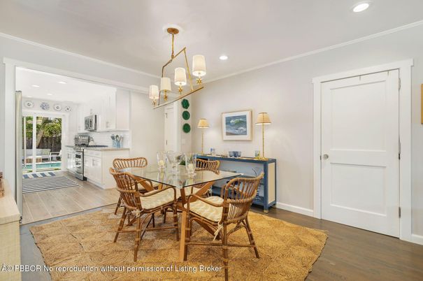 Dining room, Interior, Kitchen, Pendant Lights, Recessed Lighting, Wood Texture Flooring