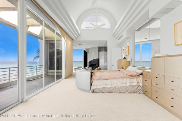 Bedroom, Fireplace, Interior, Pendant Lights, Water