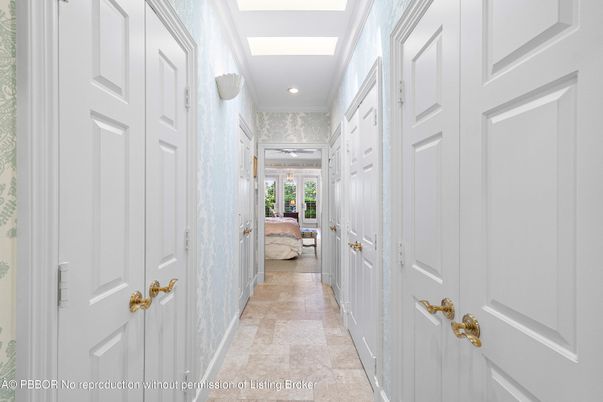 Interior, Recessed Lighting