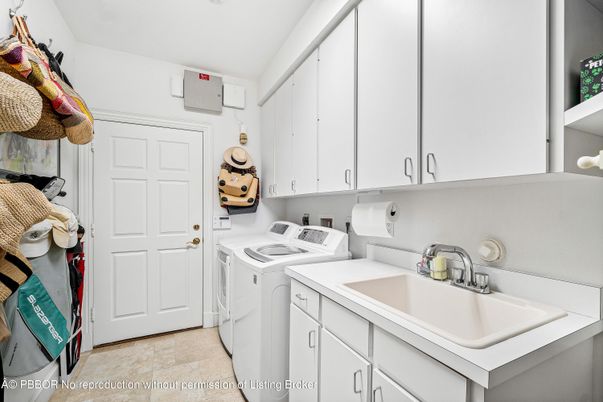 Interior, Washer