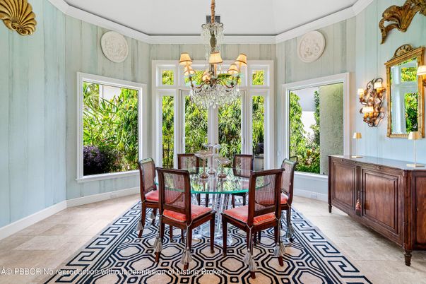 Chandelier, Dining room, Interior