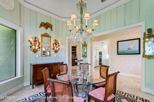 Chandelier, Dining room, Interior