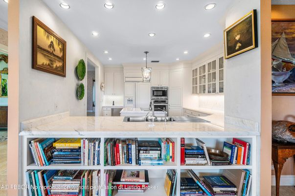 Interior, Kitchen, Pendant Lights, Recessed Lighting