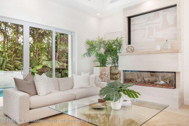Fireplace, Interior, Living room, Recessed Lighting