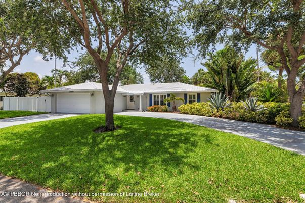 Attached, Backyard, Exterior, Facade, Ranch
