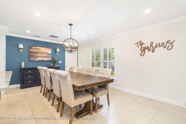 Chandelier, Dining room, Interior, Recessed Lighting