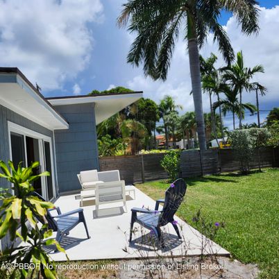 Backyard, Exterior, Water