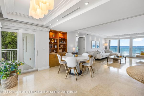 Dining room, Interior, Living room, Recessed Lighting, Water