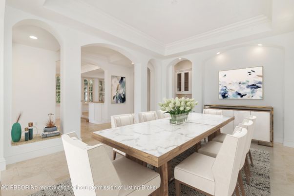 Dining room, Interior, Recessed Lighting