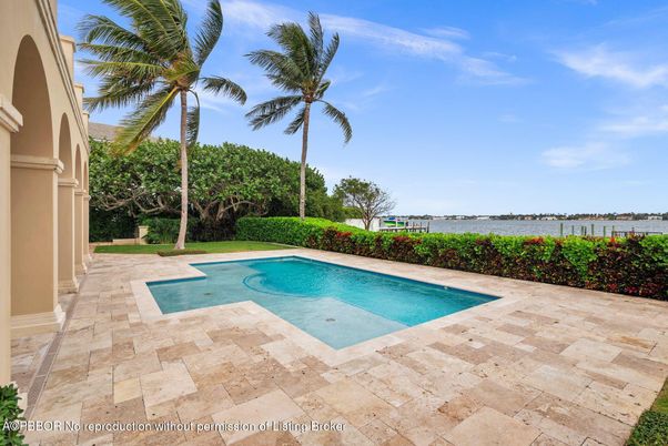 Exterior, Pool, Water