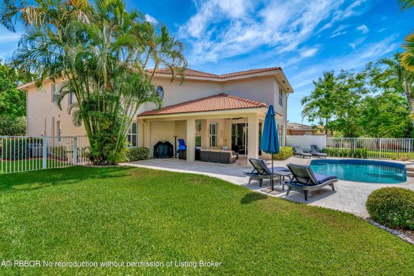 Backyard, Exterior, Pool