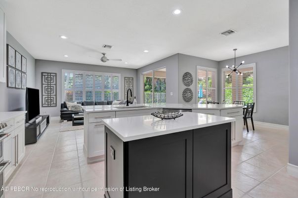 Dining room, Interior, Kitchen, Pendant Lights, Recessed Lighting