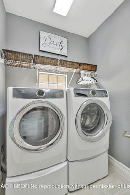 Interior, Washer