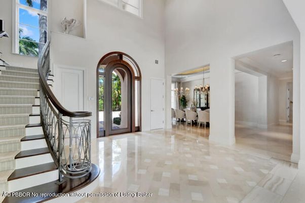 Chandelier, Dining room, Interior, Recessed Lighting