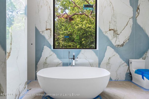 Bathroom, Free Standing Baths, Interior, Marble Walls