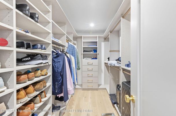 Interior, Recessed Lighting, Walk-in Closets, Wood Texture Flooring