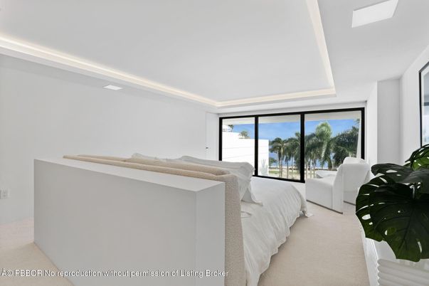 Bedroom, Interior, Recessed Lighting, Water