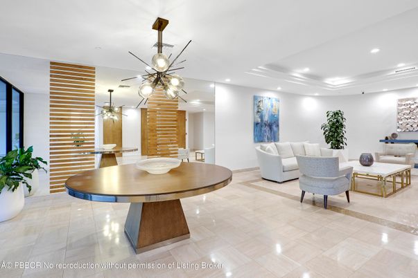 Dining room, Interior, Living room, Pendant Lights, Recessed Lighting