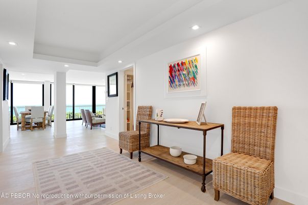 Home Office, Interior, Recessed Lighting, Water, Wood Texture Flooring
