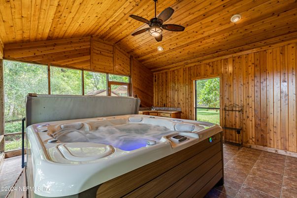 Hot Tub, Interior, Recessed Lighting, Wooden Ceilings, Wooden Walls