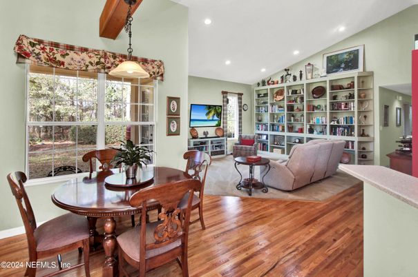 Dining room, Interior, Living room, Pendant Lights, Recessed Lighting, Wood Texture Flooring
