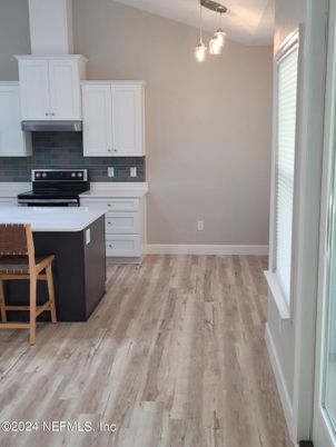 Interior, Kitchen, Pendant Lights, Wood Texture Flooring