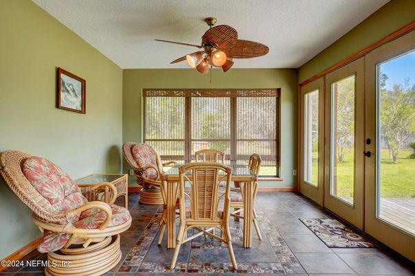 Dining room, Interior, Sun Room