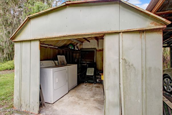 Exterior, Washer