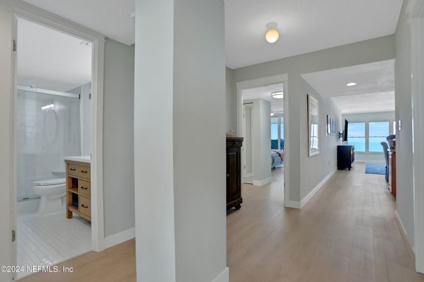 Bathroom, Interior, Recessed Lighting, Wood Texture Flooring