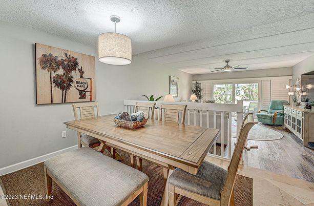 Dining room, Interior