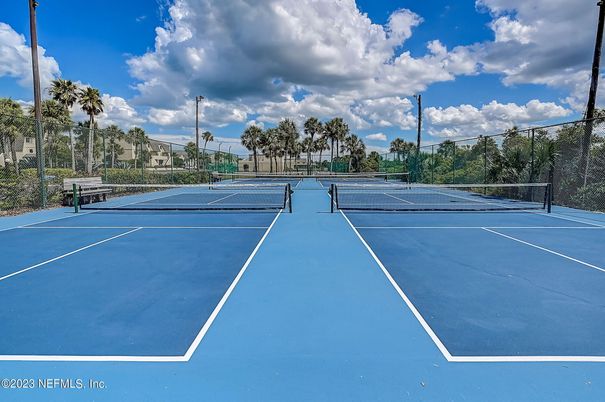 Exterior, Tennis Courts
