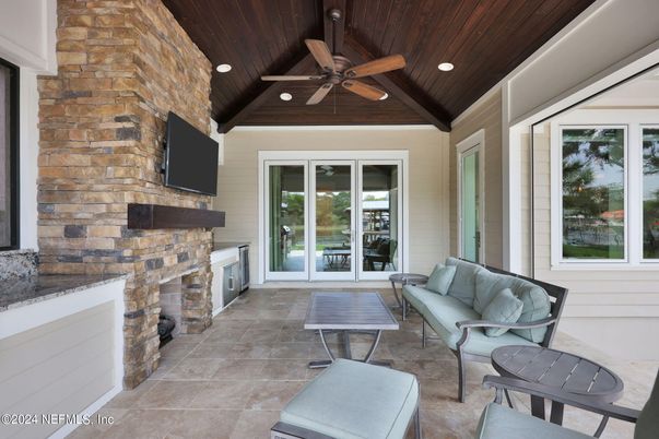 Exterior, Fireplace