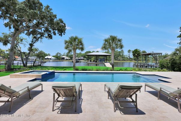 Exterior, Lake, Pool, Water