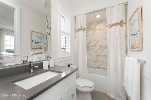 Bathroom, Interior, Marble Walls, Recessed Lighting