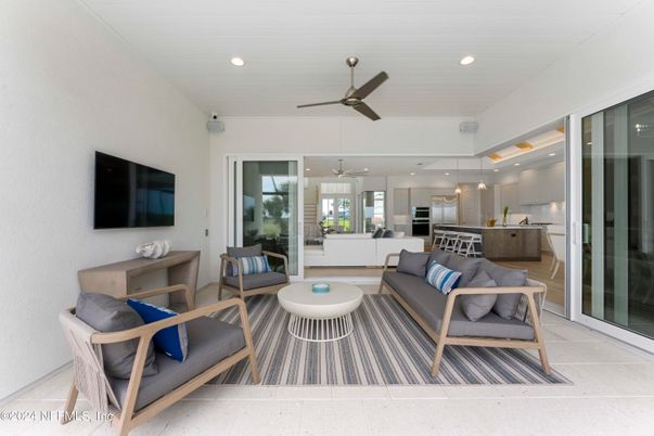 Interior, Kitchen, Living room, Recessed Lighting, Stainless Steel Appliances
