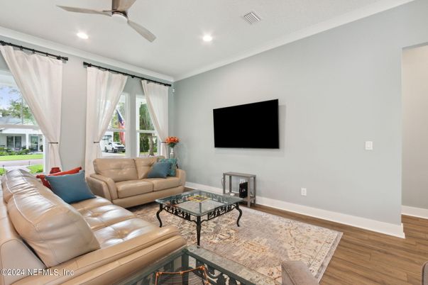 Interior, Living room, Recessed Lighting, Wood Texture Flooring