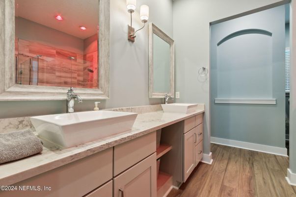 Bathroom, Dual Sink Vanities, Interior, Recessed Lighting, Wood Texture Flooring