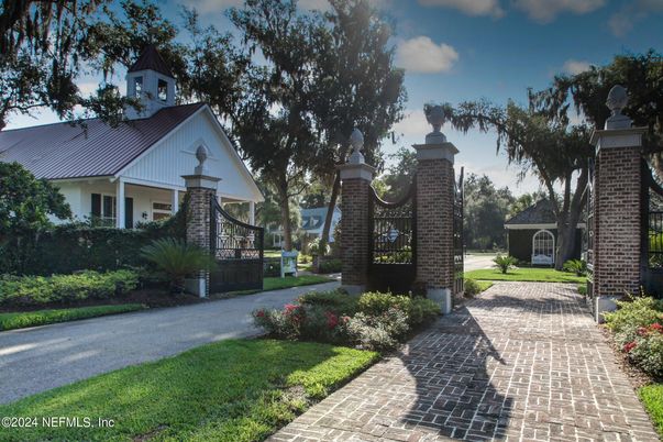 Exterior, Facade, Brick Facade, Tudor Revival