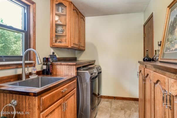 Interior, Washer