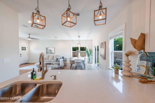Dining room, Interior, Living room, Pendant Lights, Recessed Lighting