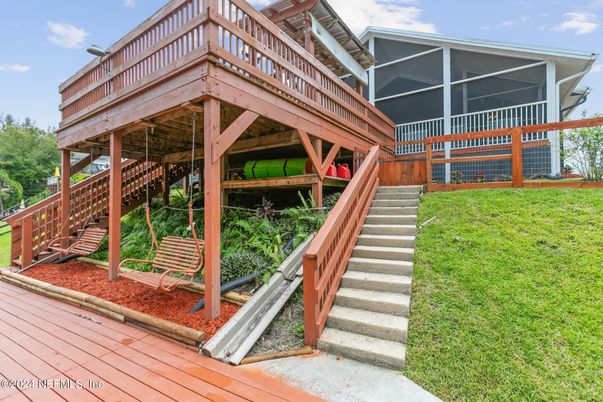 Backyard, Exterior