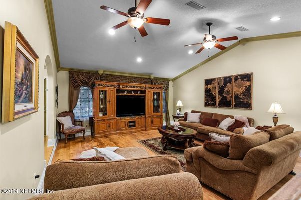 Interior, Living room, Recessed Lighting, Wood Texture Flooring