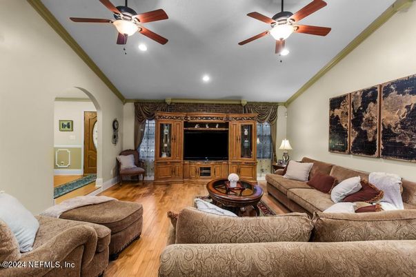 Interior, Living room, Recessed Lighting, Wood Texture Flooring