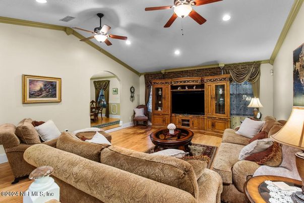Interior, Living room, Recessed Lighting, Wood Texture Flooring