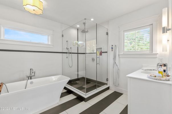 Bathroom, Dual Sink Vanities, Free Standing Baths, Glass Shower, Interior, Recessed Lighting