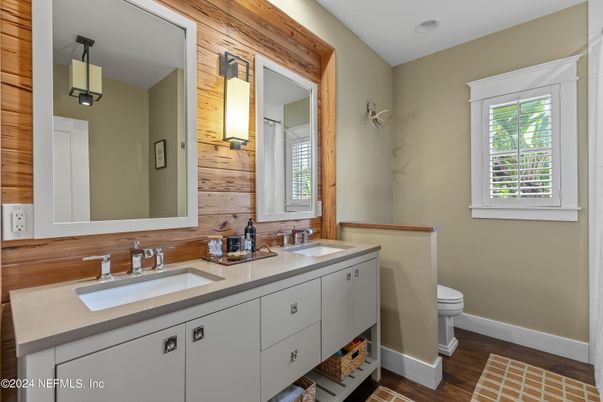 Bathroom, Dual Sink Vanities, Interior, Wood Texture Flooring