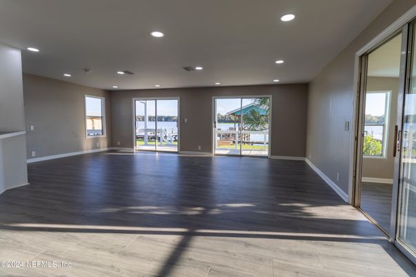 Empty room, Interior, Recessed Lighting, Wood Texture Flooring