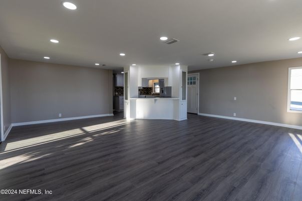 Empty room, Interior, Recessed Lighting, Wood Texture Flooring